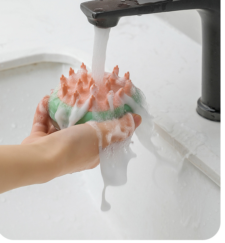 Bade- og massasjebørste med sjampodispenser
